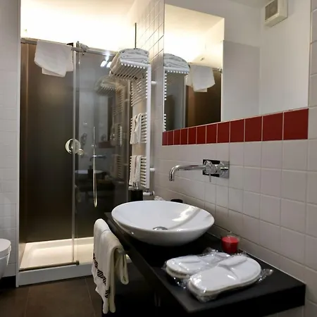 Donna Eleonora 마테라