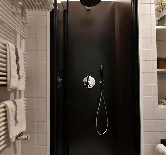 Donna Eleonora בית הארחה מטרה