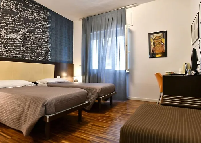 Donna Eleonora Guest house 4*